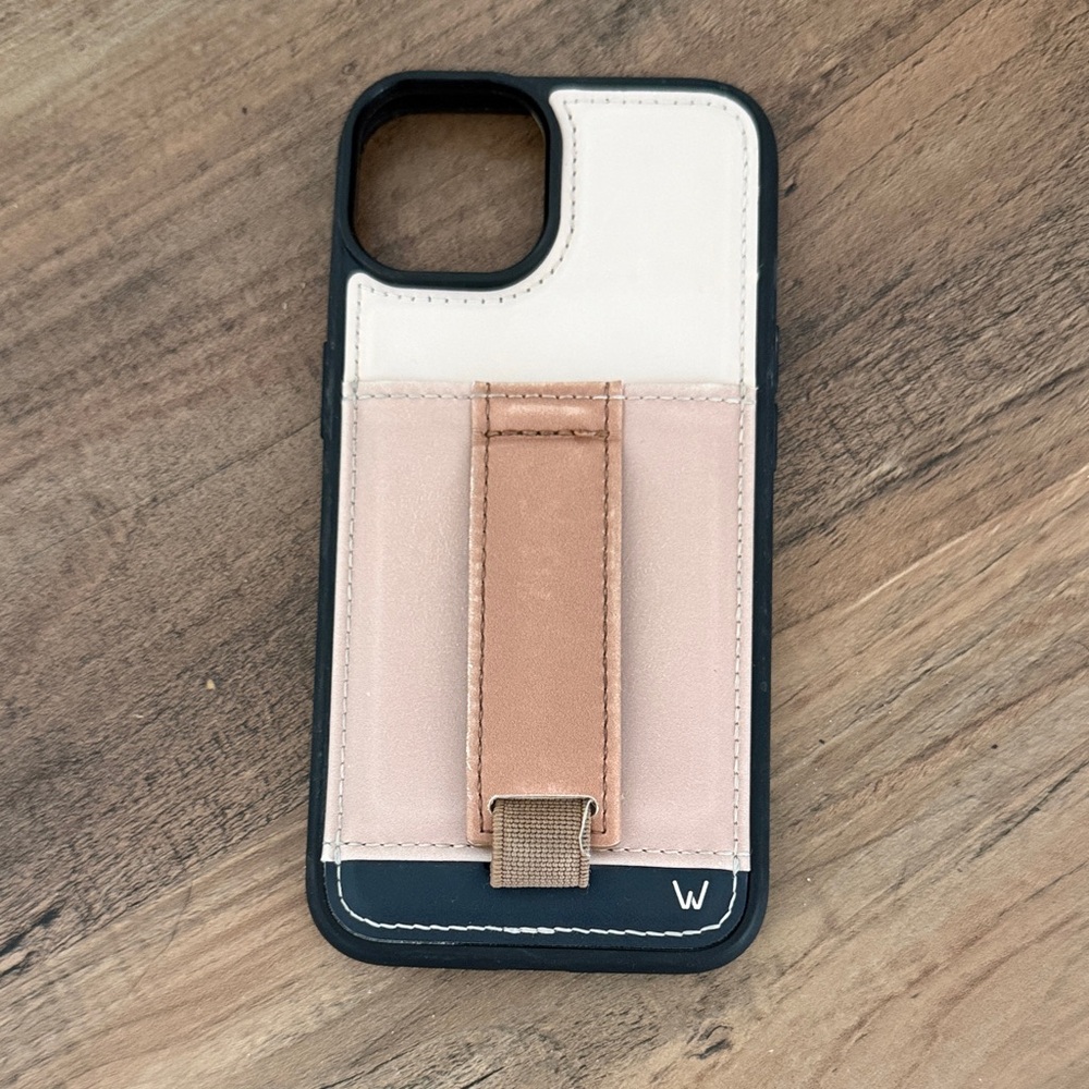 Walli Phone Case with Beige Pull Tab for iPhone 13/14